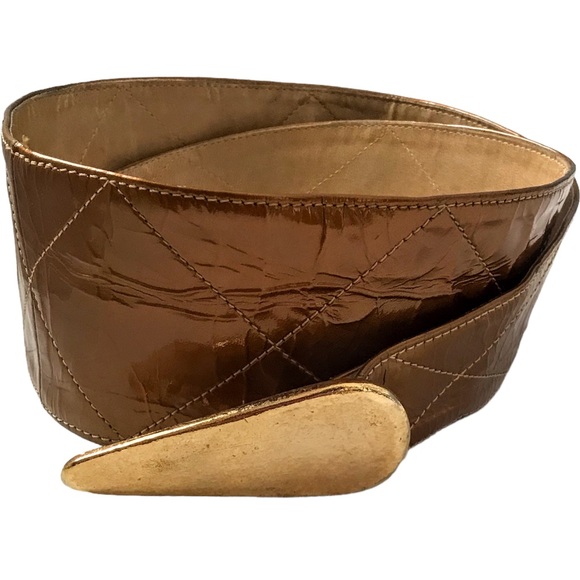 Retro Belt Embossed Copper Color Wide Belt Narrows to Gold Teardrop Buckle Sz M - Picture 1 of 13